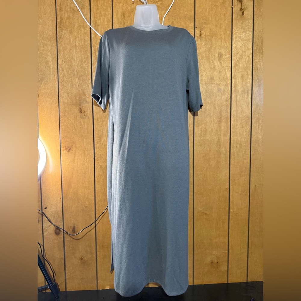 Ava & Viv Classic Gray Midi Dress